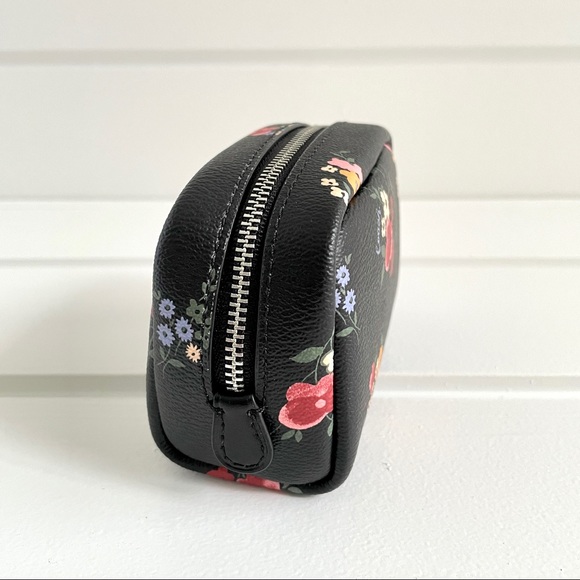 Coach Mini Boxy Cosmetic Case Wildflower Print NWT - Picture 5 of 12